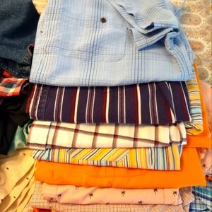 Group of short sleeve woven shirts
